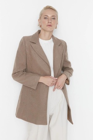 Buttoned Wool Cachet Coat